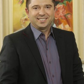 Prof. Janio Tramontini Prof. Janio Tramontini
